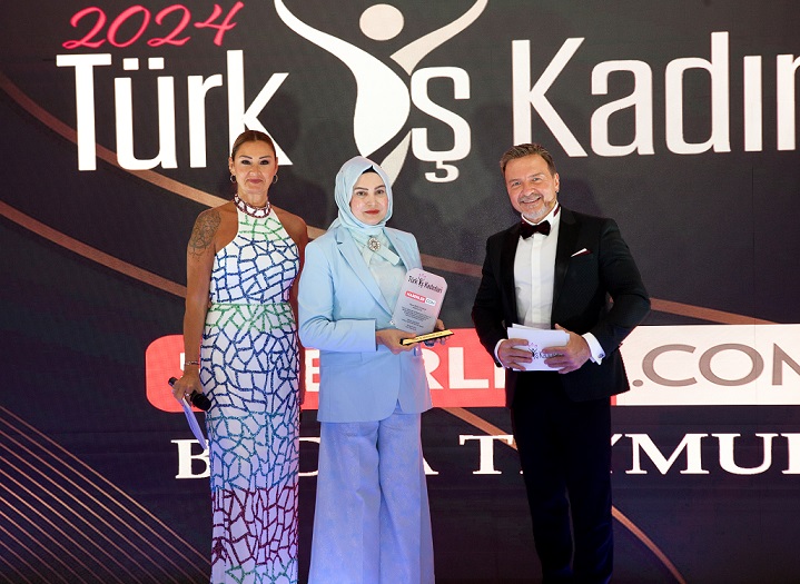 Türk İş Kadınları Ödül Töreni 2024 Plaket Töreni 5